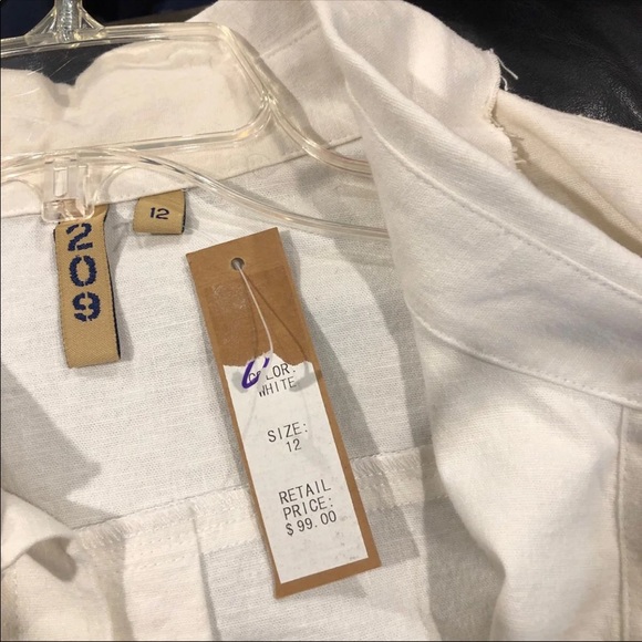 NWT- 209 Wst 38 Button Down White Shirt 
Sz 12 - Picture 2 of 5